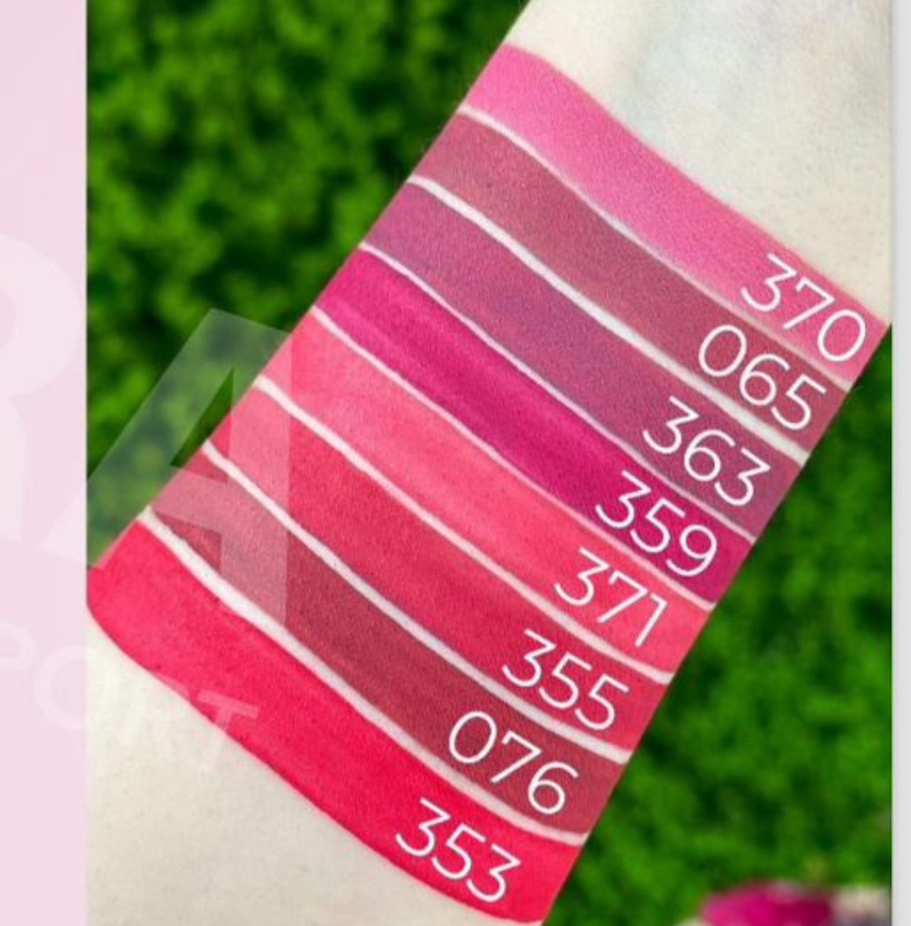 Batom Matte Feels Ruby Rose - Imagen 2